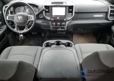 2024 Ram 3500 Big Horn z USA, uszkodzony, nr VIN 3C63R3HL0RG341403